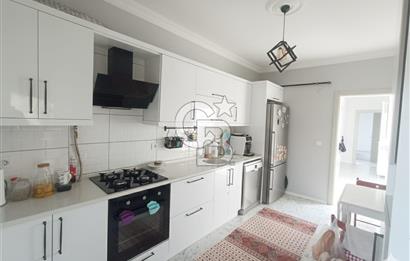MENDERES COLDWELL BANKER POYRAZ'DAN CADDE ÜZERİ FERAH 2+1 DAİRE