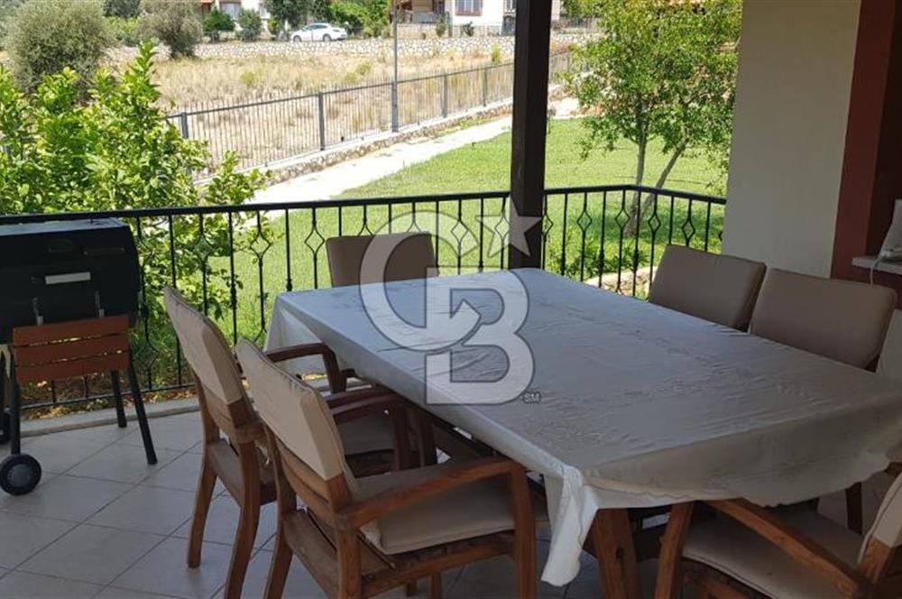 SEYDİKEMER KARADERE'DE DENİZ MANZARALI SATILIK 5+1 TRİPLEX VİLLA
