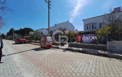 Burhaniye İMKO Tatil Sitesinde Bahçeli 4+1 Doğalgazlı Villa