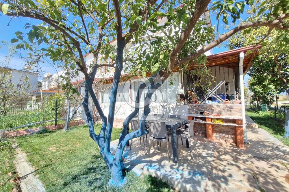 Burhaniye İMKO Tatil Sitesinde Bahçeli 4+1 Doğalgazlı Villa
