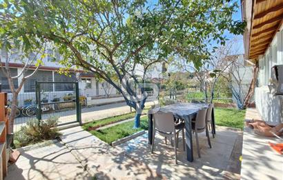 Burhaniye İMKO Tatil Sitesinde Bahçeli 4+1 Doğalgazlı Villa