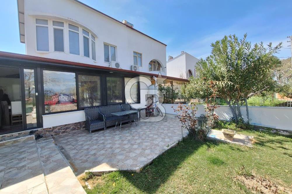Burhaniye İMKO Tatil Sitesinde Bahçeli 4+1 Doğalgazlı Villa