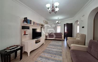 Burhaniye İMKO Tatil Sitesinde Bahçeli 4+1 Doğalgazlı Villa