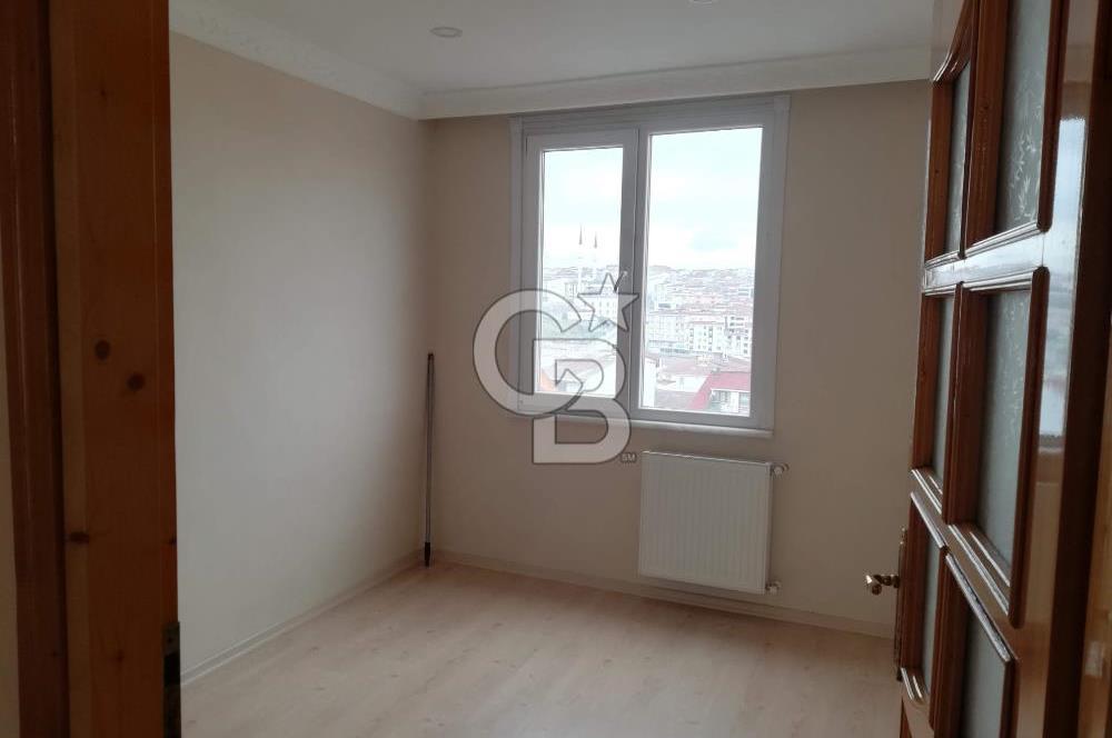 ESENYURT BATTAL GAZİ MAHALLESİNDE 3+2 SATILIK DUBLEX DAİRE