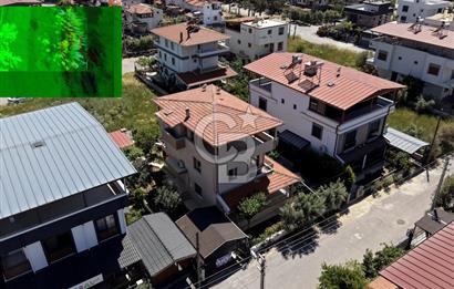 SEFERİHİSAR CUMHURİYET MAHALLESİN'DE SATILIK 4+1 VİLLA 