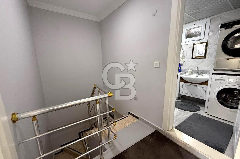 Muradiyede 4+1 Dubleks | 40 m² Teraslı, Geniş Yaşam Alanı