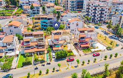 Kuşadası Candan Tarhan Blv'de Satılık 5+2 Villa (Konut+Ticari)