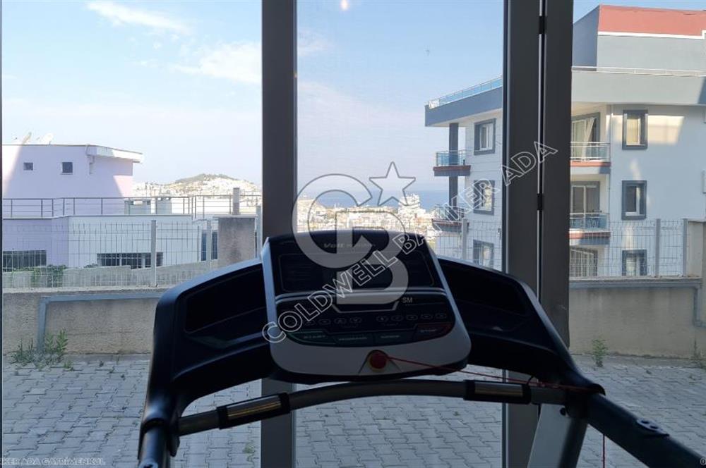 Kuşadasında Prestijli Residenceda Lüks Eşyalı Kiralık 3+1 Daire