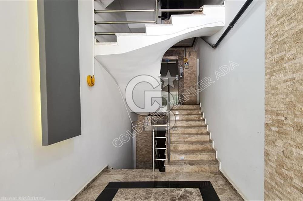 Kuşadasında Prestijli Residenceda Lüks Eşyalı Kiralık 3+1 Daire