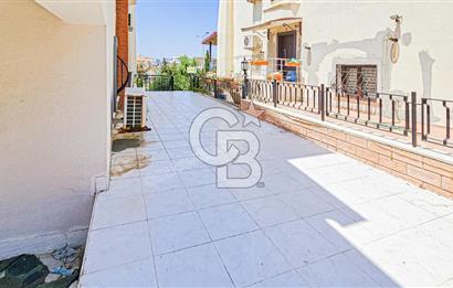 Kuşadası Candan Tarhan Blv'de Satılık 5+2 Villa (Konut+Ticari)
