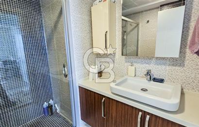 Kuşadasında Prestijli Residenceda Lüks Eşyalı Kiralık 3+1 Daire