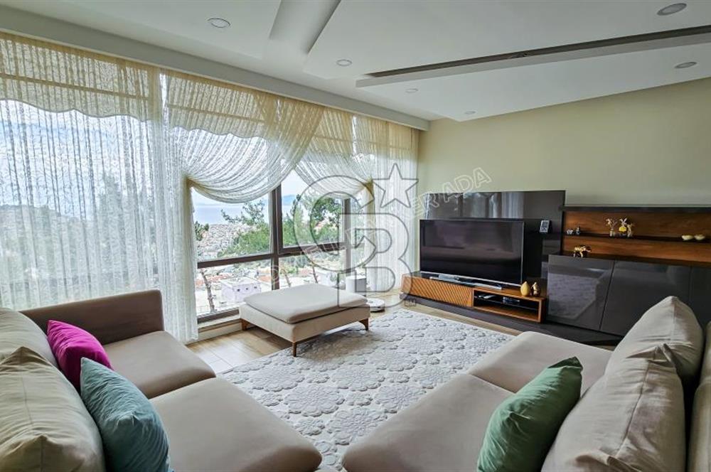 Kuşadasında Prestijli Residenceda Lüks Eşyalı Kiralık 3+1 Daire