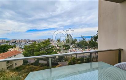 Kuşadasında Prestijli Residenceda Lüks Eşyalı Kiralık 3+1 Daire