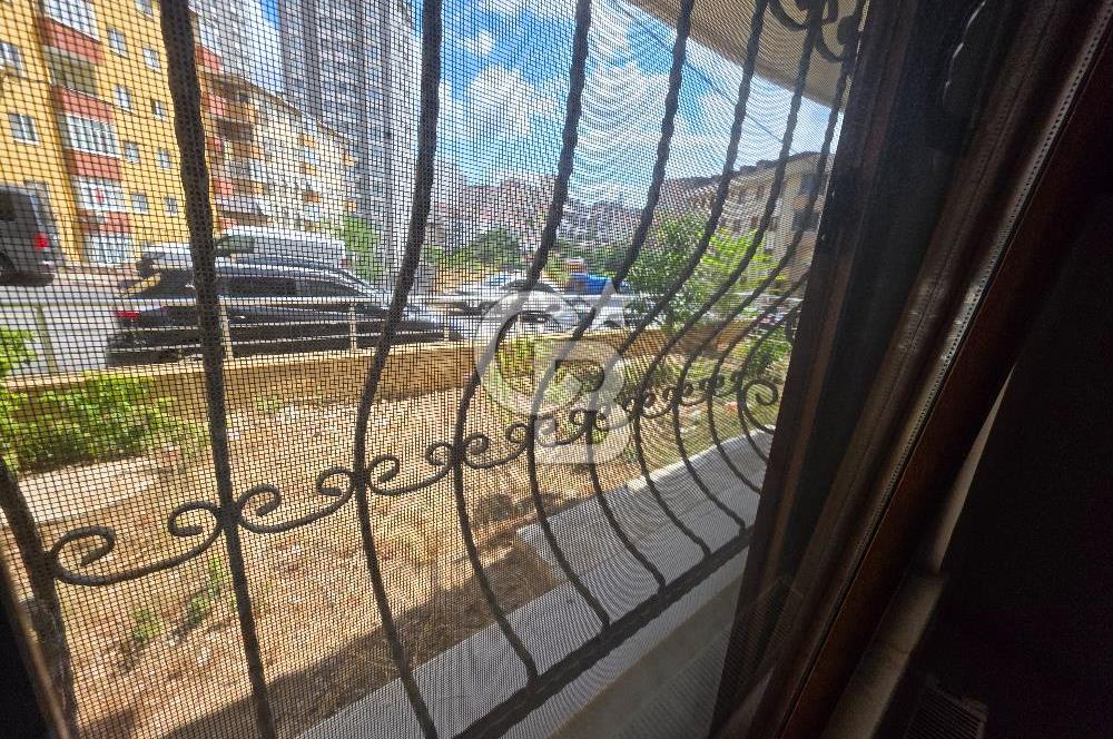 Aile Apartmanında Ferah 1+1 Giriş Kat Daire