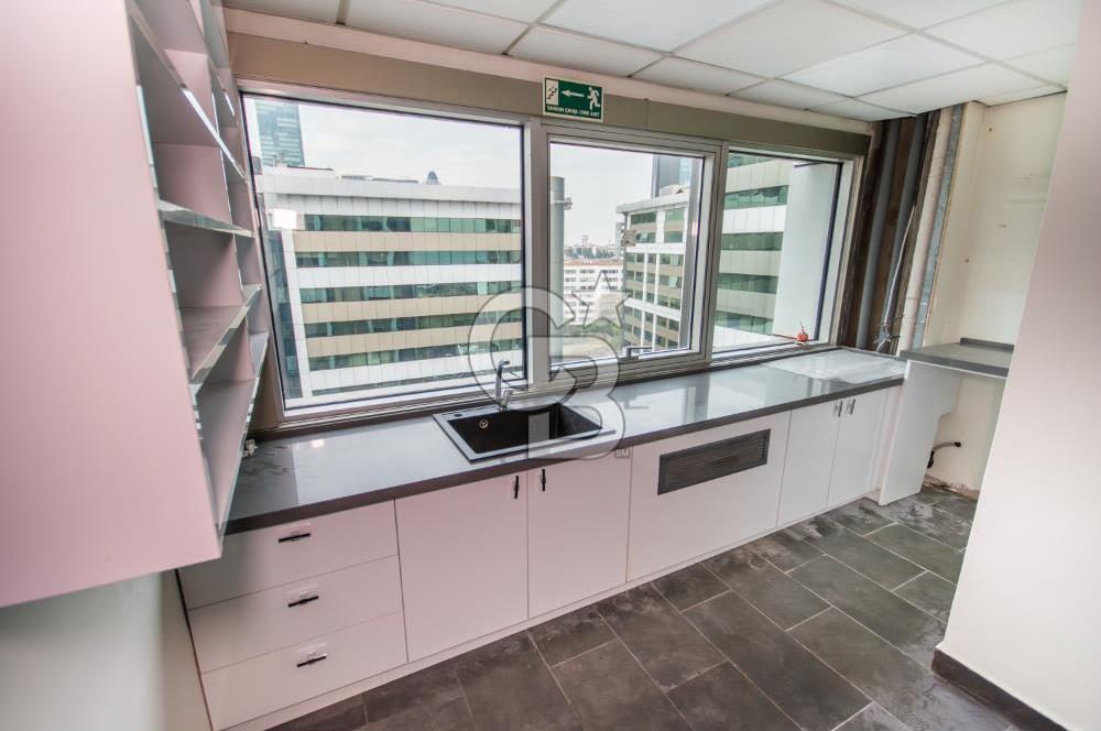 Şişli Esentepe Merkezi 700 m2 Kurumsal Kiralık A+ Plaza Katı