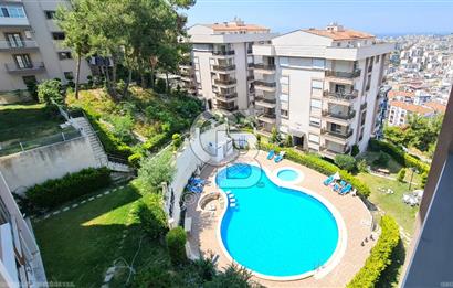 Kuşadasında Prestijli Residenceda Lüks Eşyalı Kiralık 3+1 Daire