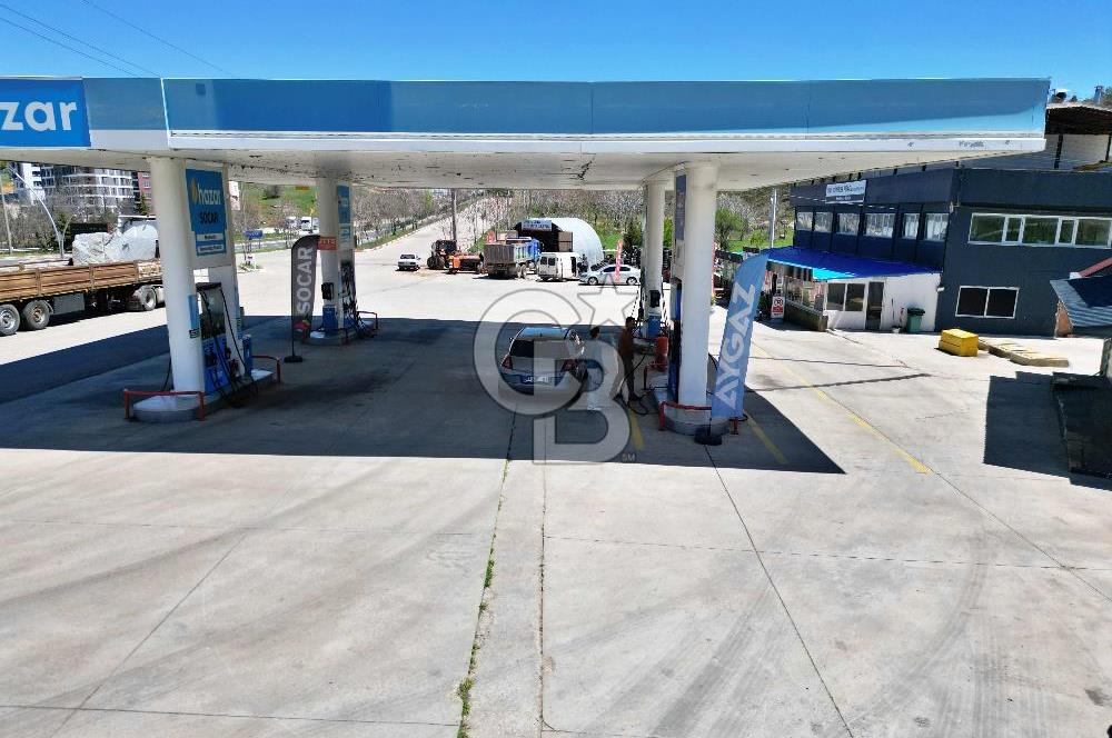 3.363 m² DEV TİCARİ ALAN: AKARYAKIT ,RESTAURANT VE TELEFERİK...