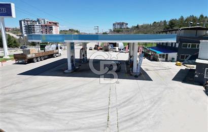 3.363 m² DEV TİCARİ ALAN: AKARYAKIT ,RESTAURANT VE TELEFERİK...