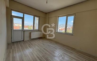 COLDWELL BANKER SAFİR'den YEŞİLTEPE de 3+1 KİRALIK DAİRE