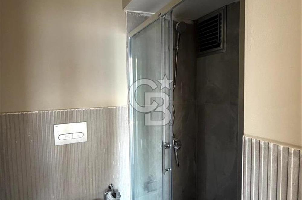 Cumhuriyet mahallesinde şehir ve deniz manzaralı 3+1 daire