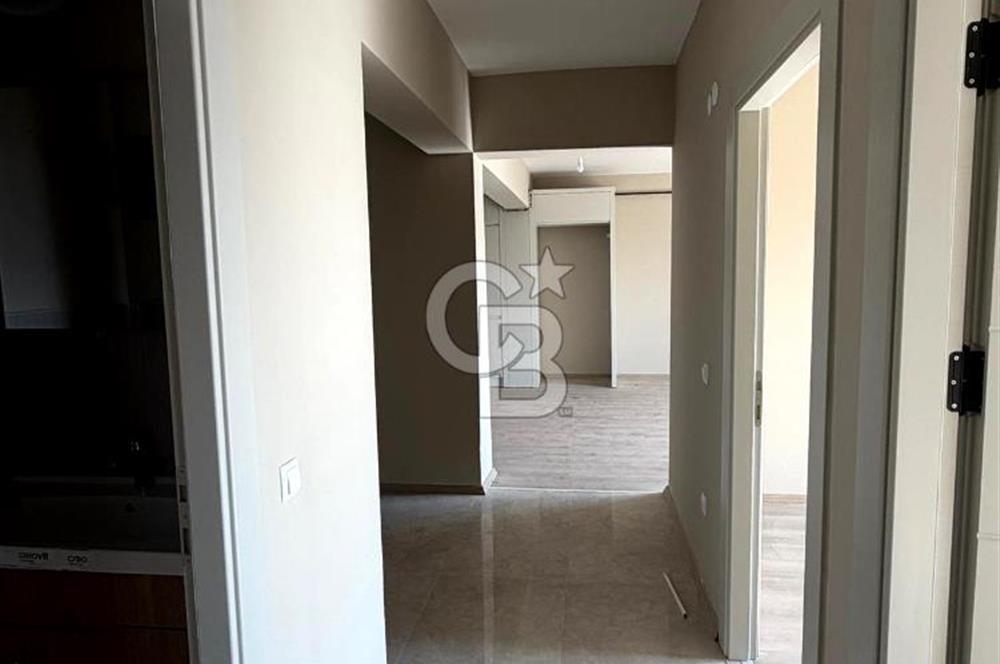 Cumhuriyet mahallesinde şehir ve deniz manzaralı 3+1 daire