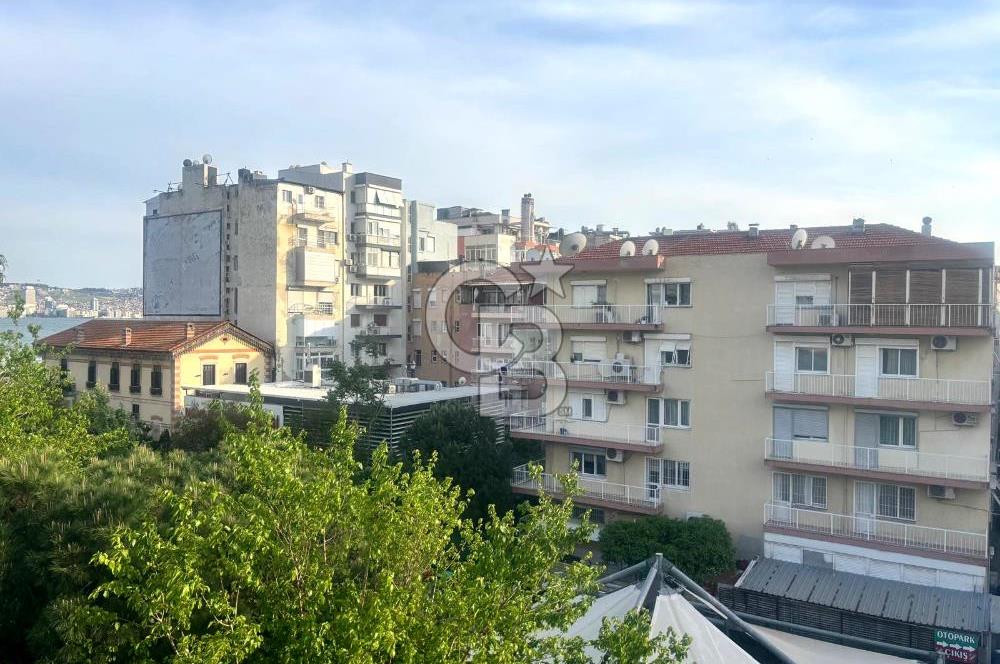 KARŞIYAKA OSMANBEY PARKI DENİZ MANZARALI 3+1 KİRALIK DAİRE