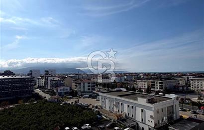 Cumhuriyet mahallesinde şehir ve deniz manzaralı 3+1 daire
