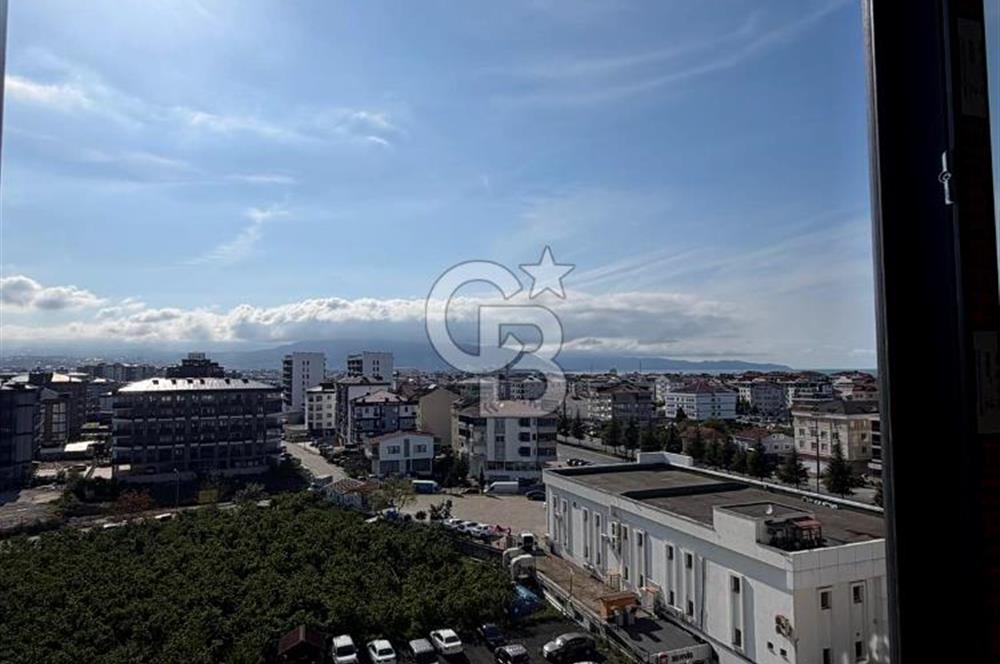 Cumhuriyet mahallesinde şehir ve deniz manzaralı 3+1 daire