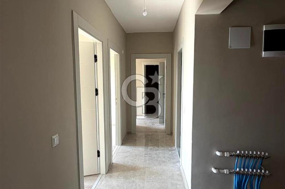Cumhuriyet mahallesinde şehir ve deniz manzaralı 3+1 daire