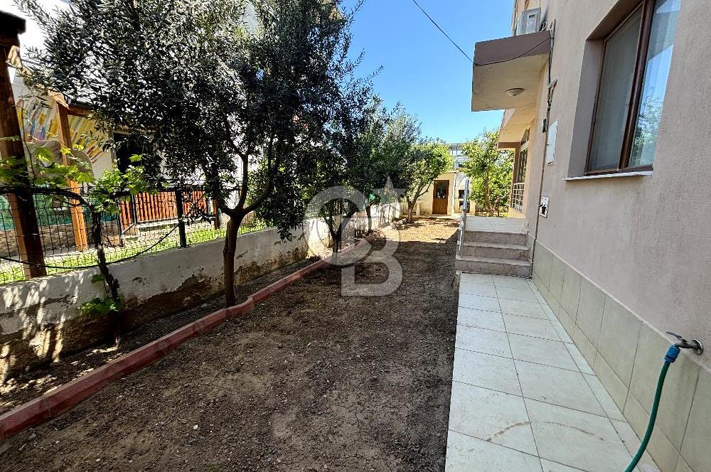 SEFERİHİSAR CUMHURİYET MAHALLESİN'DE SATILIK 4+1 VİLLA 