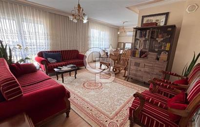İzmir Çiğli Yakakent Mah. Deniz Manzaralı Satılık 3+1 Daire CB PH