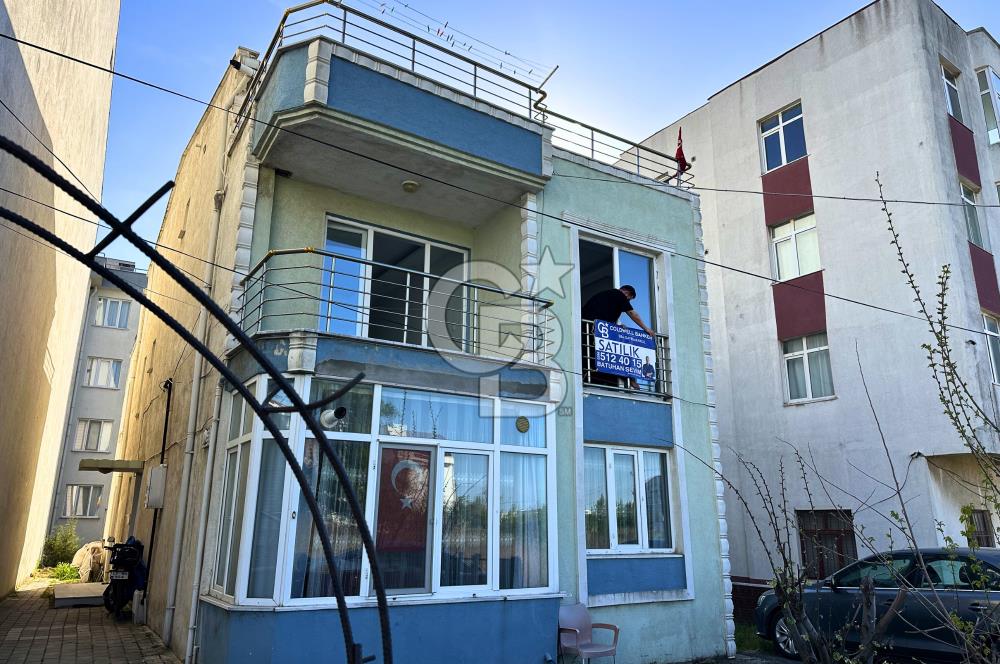 Çanakkale Lapseki Merkez 355m² Arsa+3 Adet Daireli Komple Bina