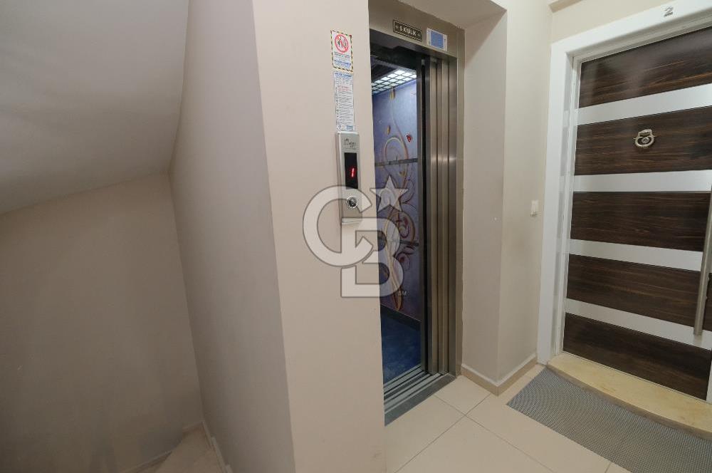 Çiğli Anadolu Caddesi Üzeri Geniş Satılık 3+1 Daire