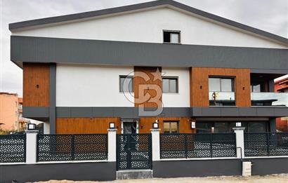 ALİAĞA YENİŞAKRAN 4+1 BAHÇELİ VE TERASLI SATILIK VİLLA