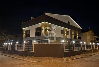 ALİAĞA YENİŞAKRAN 4+1 BAHÇELİ VE TERASLI SATILIK VİLLA - 1 - 346830