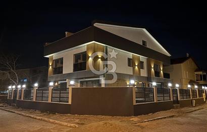 ALİAĞA YENİŞAKRAN 4+1 BAHÇELİ VE TERASLI SATILIK VİLLA