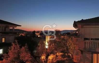 ÇEŞME MARİNA LOKASYONDA TATİL KONSEPTİ 3+1 KİRALIK DAİRE