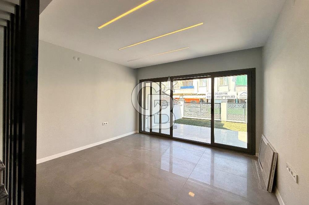 YENİŞAKRAN'DA DENİZE 150 M BAHÇELİ VE TERASLI SATILIK 4+1 VİLLA