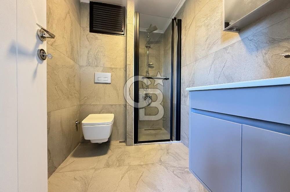 YENİŞAKRAN'DA DENİZE 150 M BAHÇELİ VE TERASLI SATILIK 4+1 VİLLA