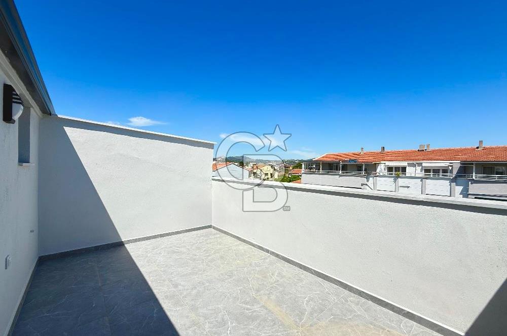 YENİŞAKRAN'DA DENİZE 150 M BAHÇELİ VE TERASLI SATILIK 4+1 VİLLA