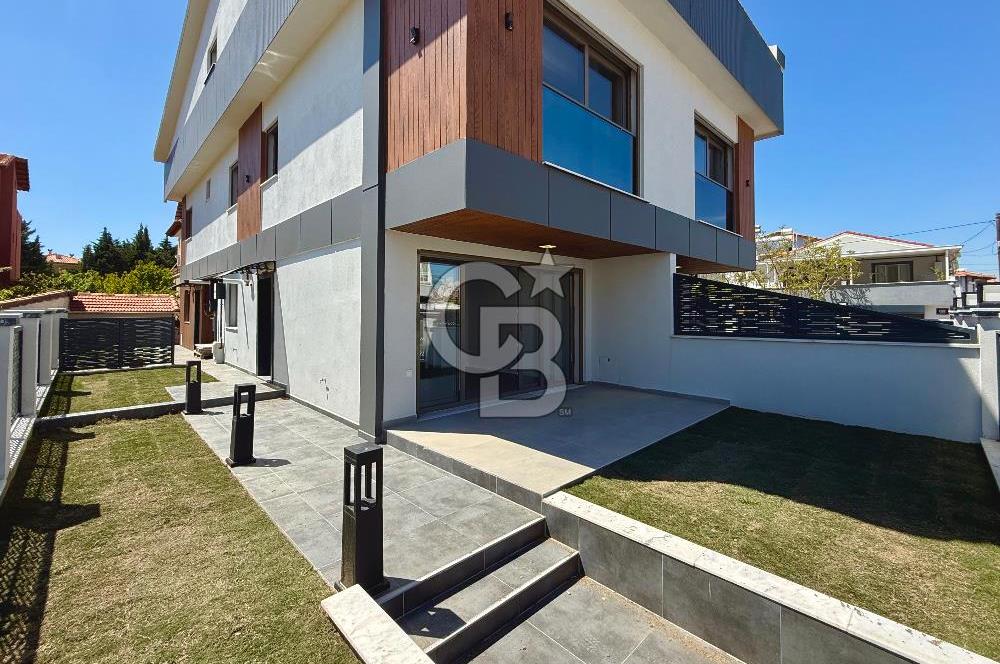 YENİŞAKRAN'DA DENİZE 150 M BAHÇELİ VE TERASLI SATILIK 4+1 VİLLA