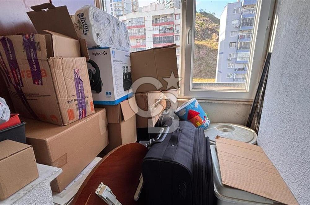 İzmir Çiğli Yakakent Mah. Deniz Manzaralı Satılık 3+1 Daire CB PH