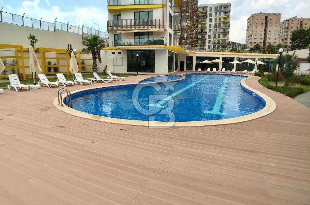 KURTKÖY YENİŞEHİR OPTIMUM GARDENS’TA KAPALI MUTFAKLI, BALKONLU GENİŞ 2+1 DAİRE