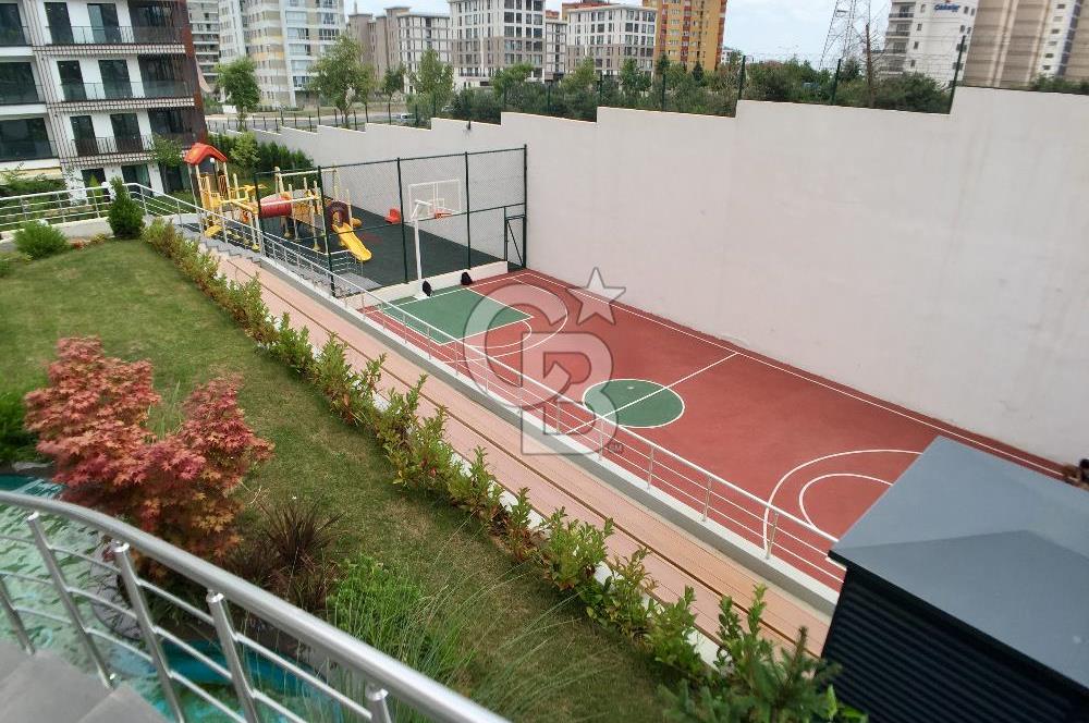 KURTKÖY YENİŞEHİR OPTIMUM GARDENS’TA KAPALI MUTFAKLI, BALKONLU GENİŞ 2+1 DAİRE