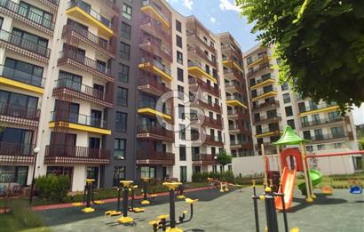 KURTKÖY YENİŞEHİR OPTIMUM GARDENS’TA KAPALI MUTFAKLI, BALKONLU GENİŞ 2+1 DAİRE