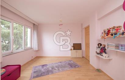 Silivri'de 1 Dönüm Arazi içinde 4+1 Satılık Villa