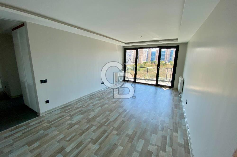 KURTKÖY YENİŞEHİR OPTIMUM GARDENS’TA KAPALI MUTFAKLI, BALKONLU GENİŞ 2+1 DAİRE