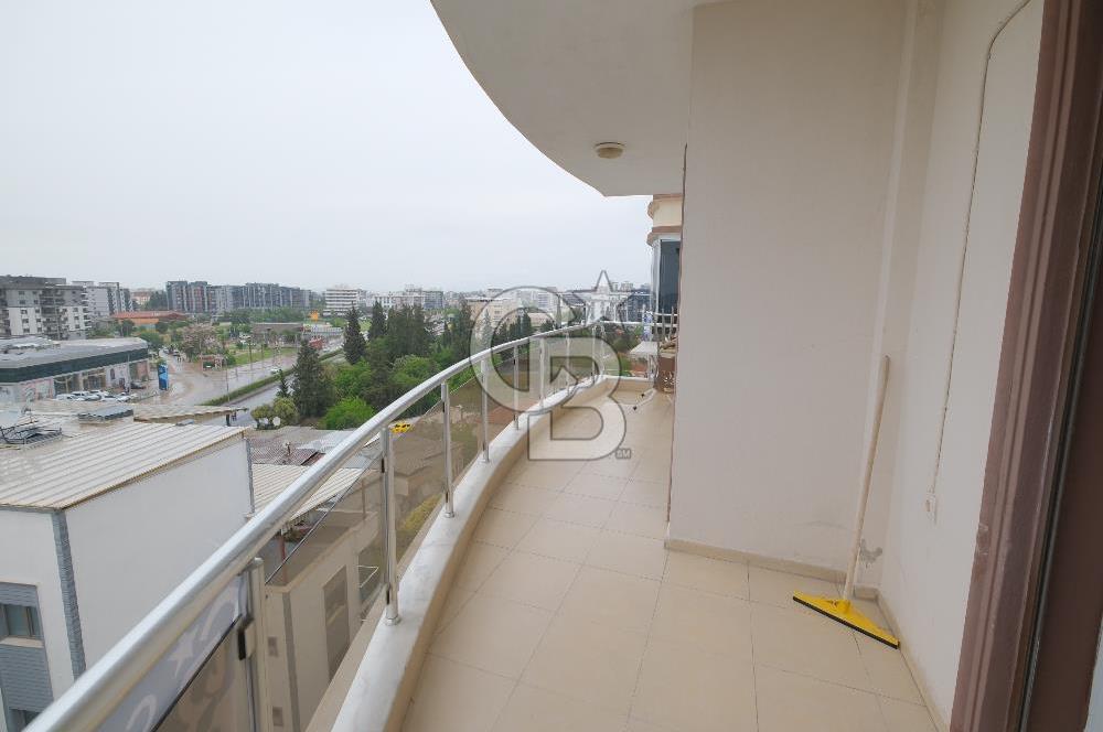 Çiğli Anadolu Caddesi Üzeri Geniş Satılık 3+1 Daire