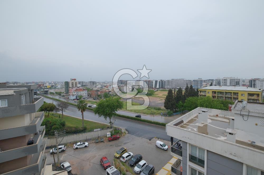 Çiğli Anadolu Caddesi Üzeri Geniş Satılık 3+1 Daire