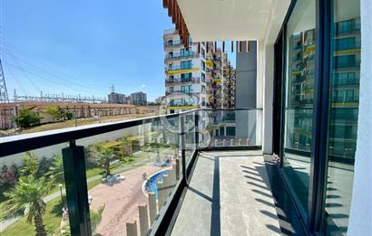 KURTKÖY YENİŞEHİR OPTIMUM GARDENS’TA KAPALI MUTFAKLI, BALKONLU GENİŞ 2+1 DAİRE
